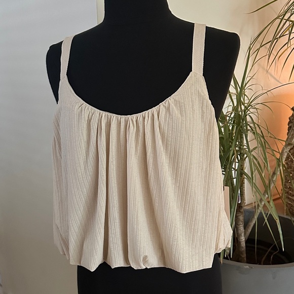 NWT BY ANTHROPOLOGIE SHEER RIBBED BUCKLE BUBBLE TANK  - Large - Picture 3 of 11